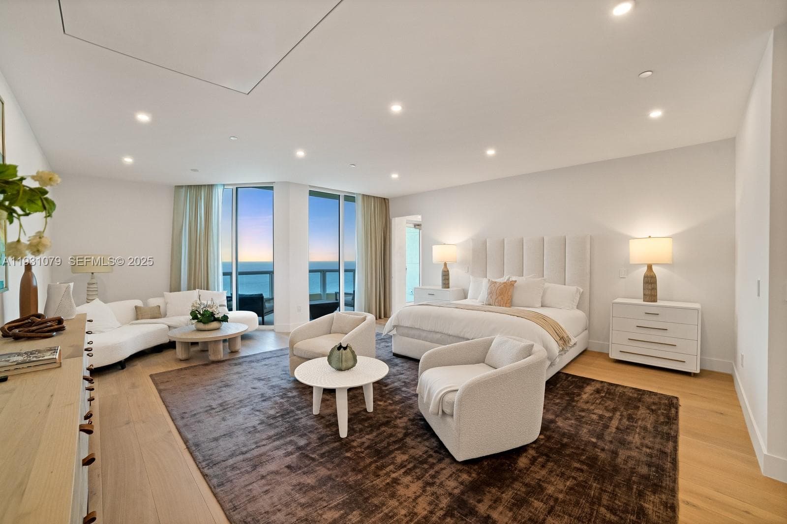 17875 Collins Ave PH5002 photo 8