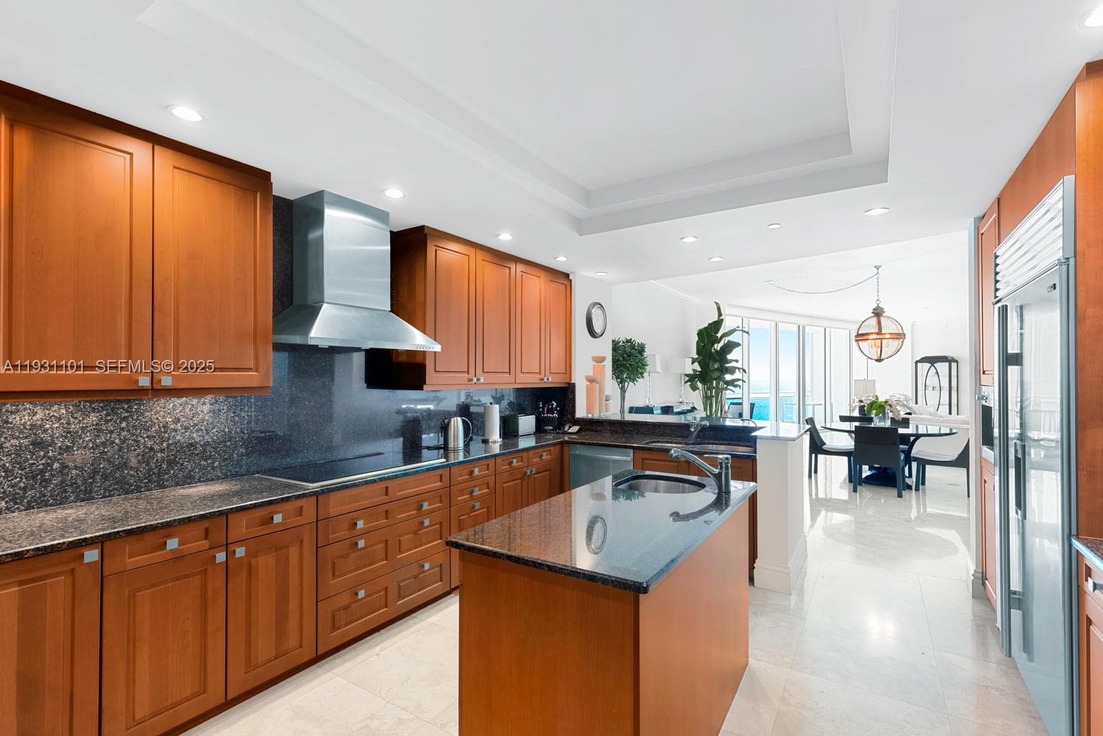 10295 Collins Ave 803 photo 6
