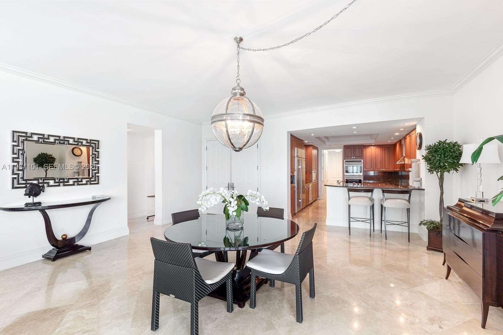 10295 Collins Ave 5