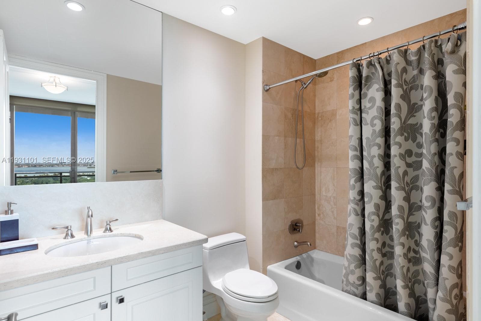 10295 Collins Ave 803 photo 19