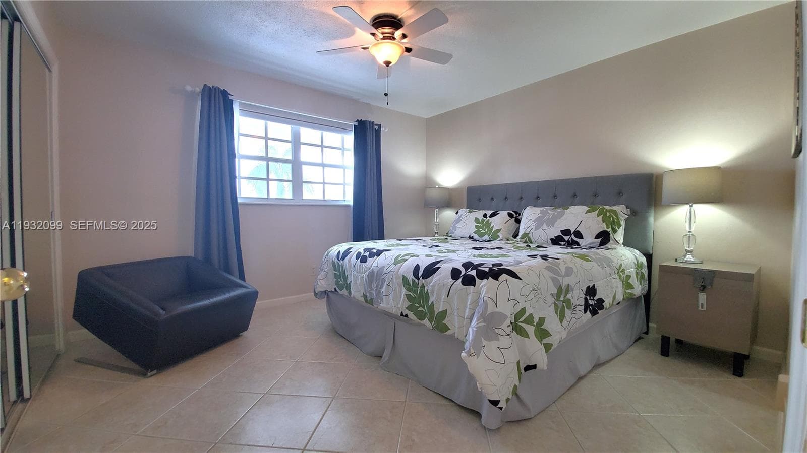 470 Paradise Isle Blvd 309 photo 9