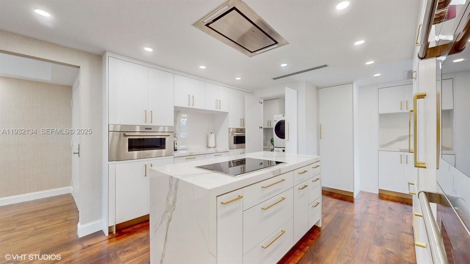 10155 Collins Ave 410 photo 13