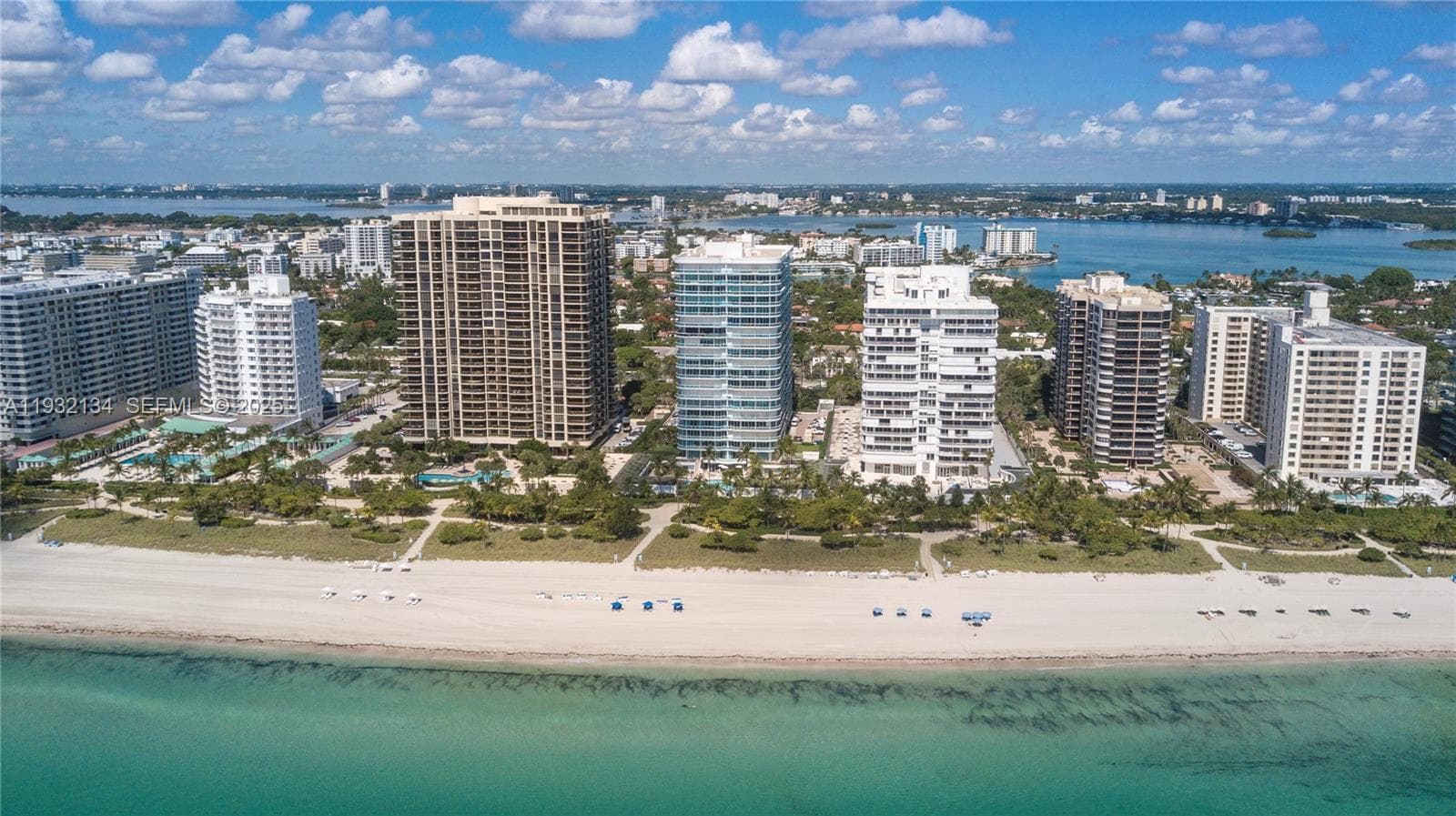 10155 Collins Ave 1