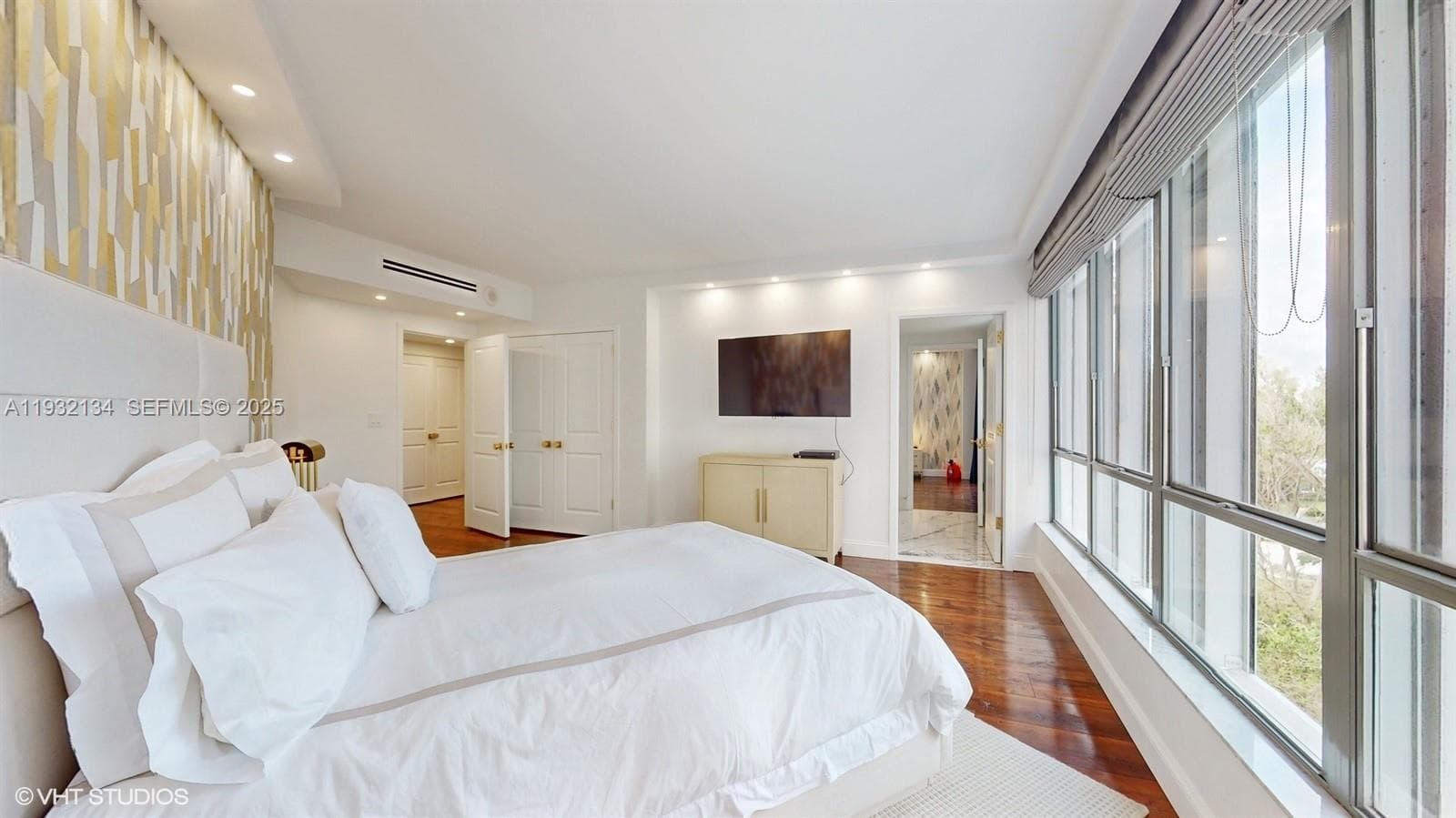 10155 Collins Ave 410 photo 24