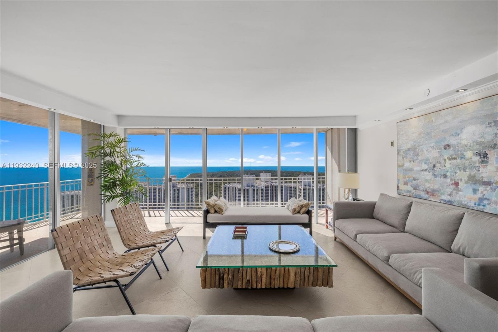881 Ocean Dr 3