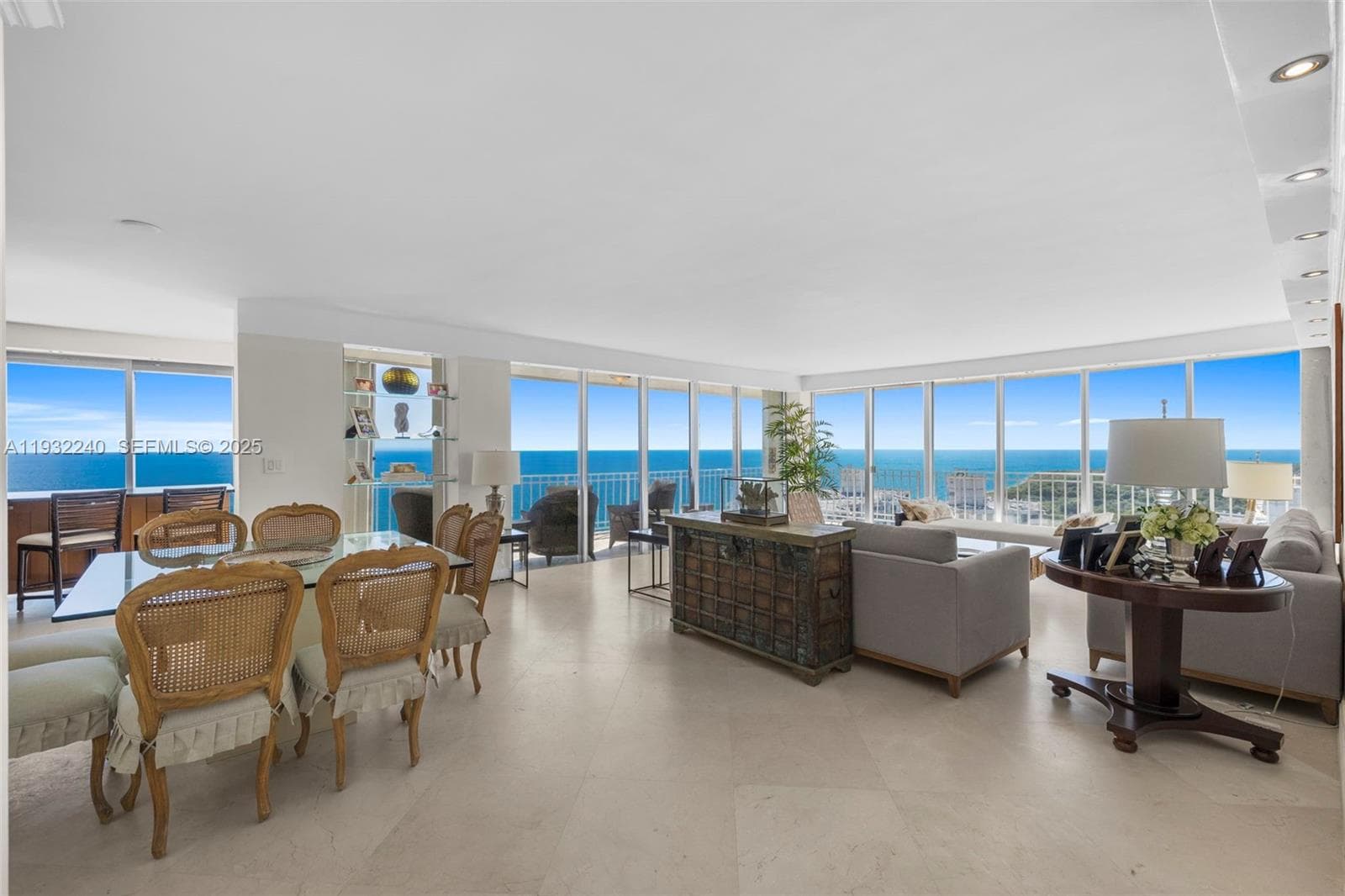 881 Ocean Dr 5