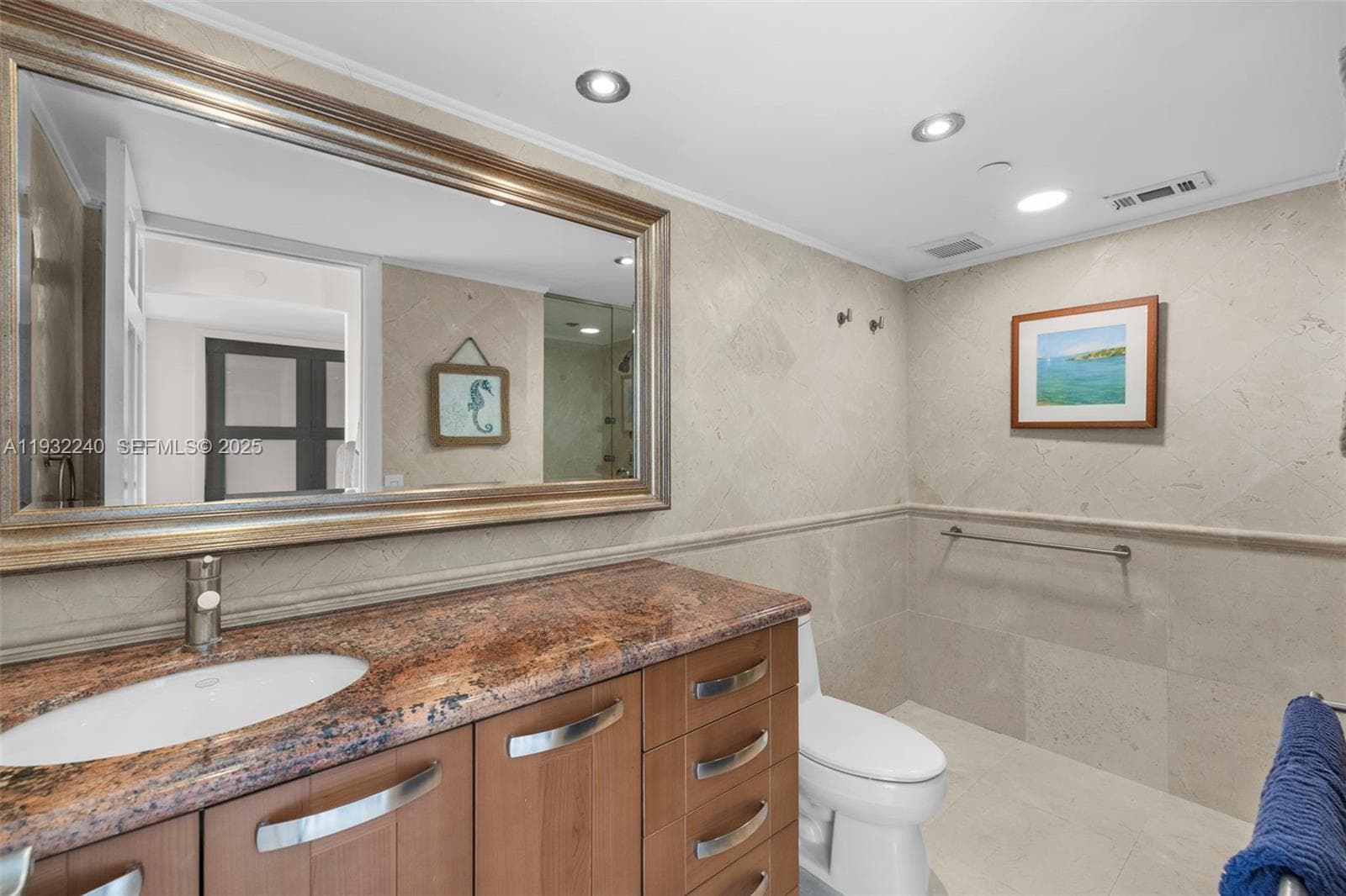 881 Ocean Dr 20A photo 20