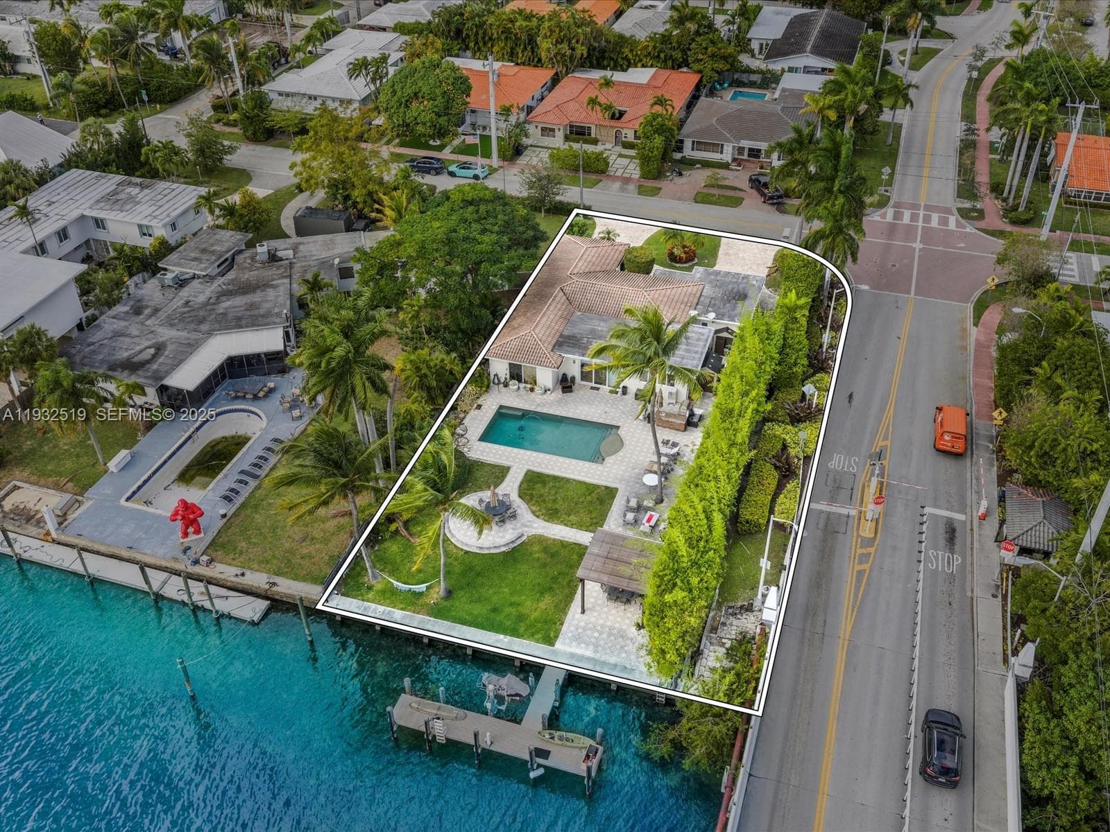 1000 Shore Dr 3