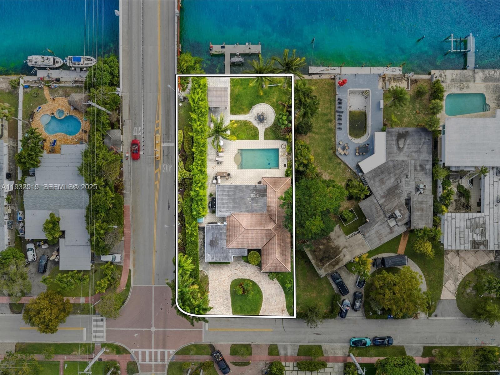 1000 Shore Dr 4
