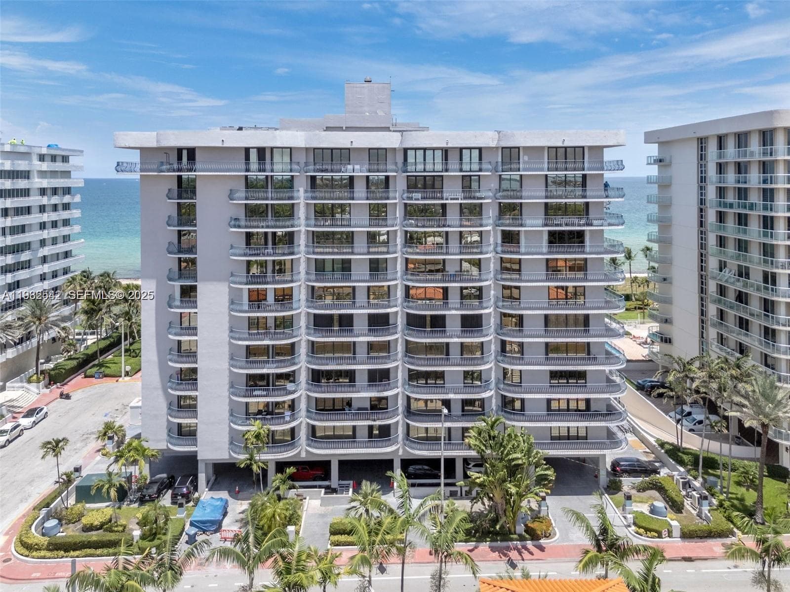 8877 Collins Ave 805 photo 23