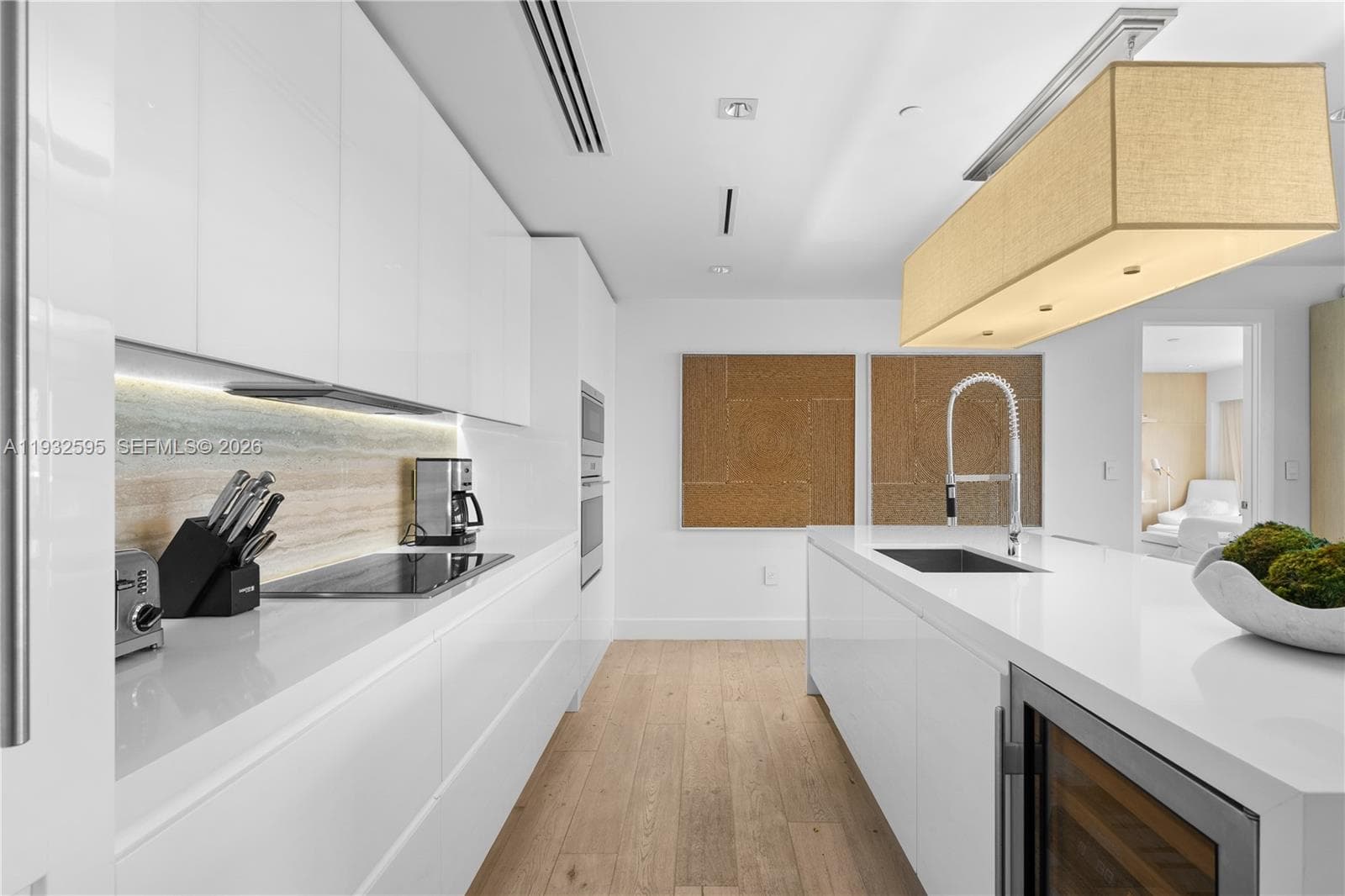 102 24th St PH-1706 photo 11