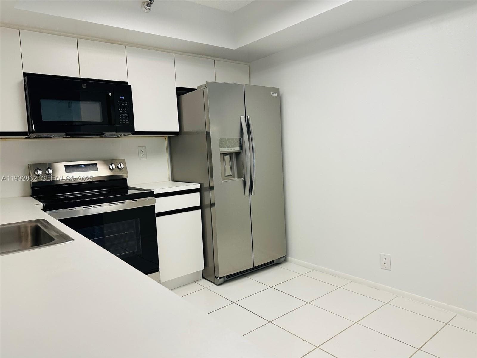 19101 NE 36th Ct 1409 photo 6