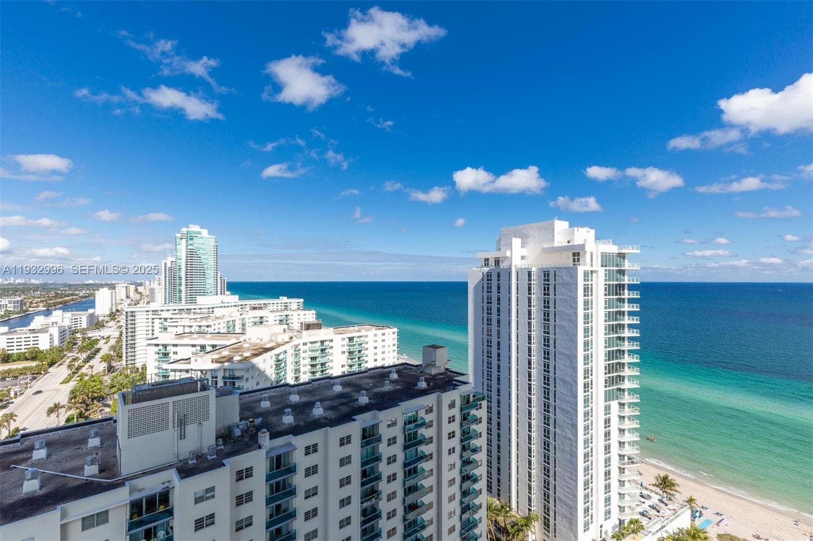 4111 Ocean Dr 1910 photo 23