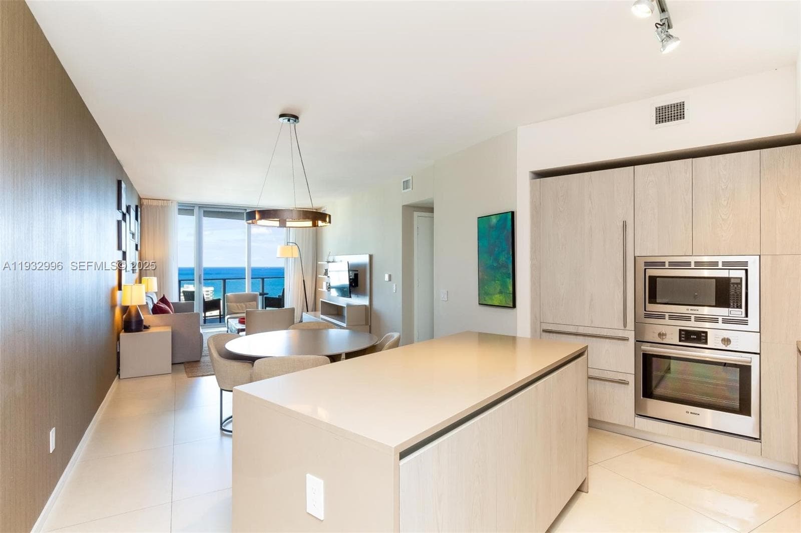4111 Ocean Dr 2