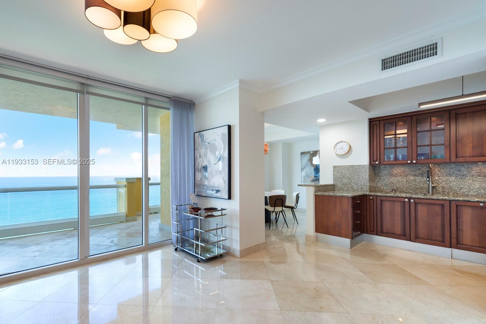 17875 Collins Ave 5