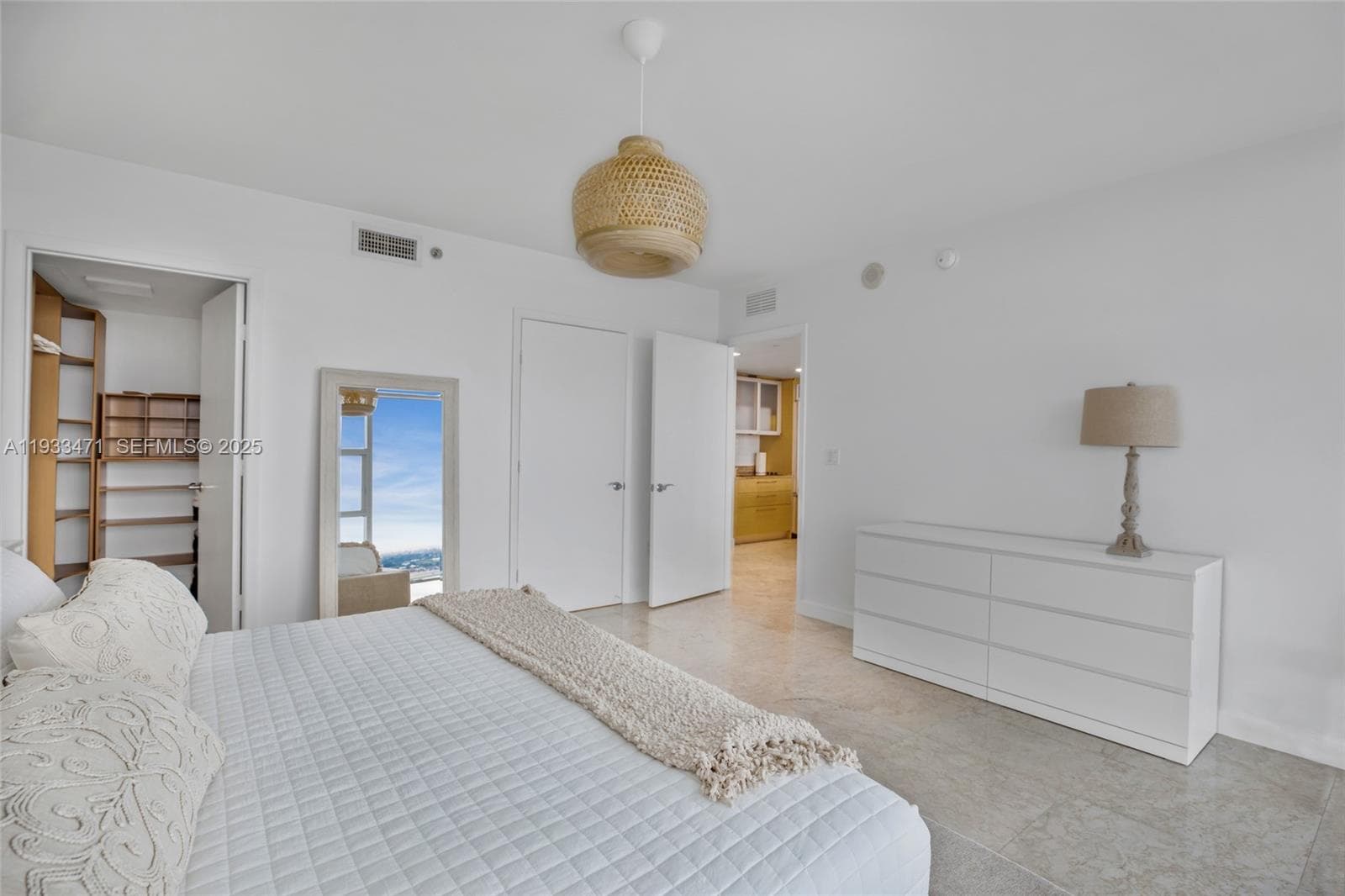 1830 S Ocean Dr 4707 photo 16