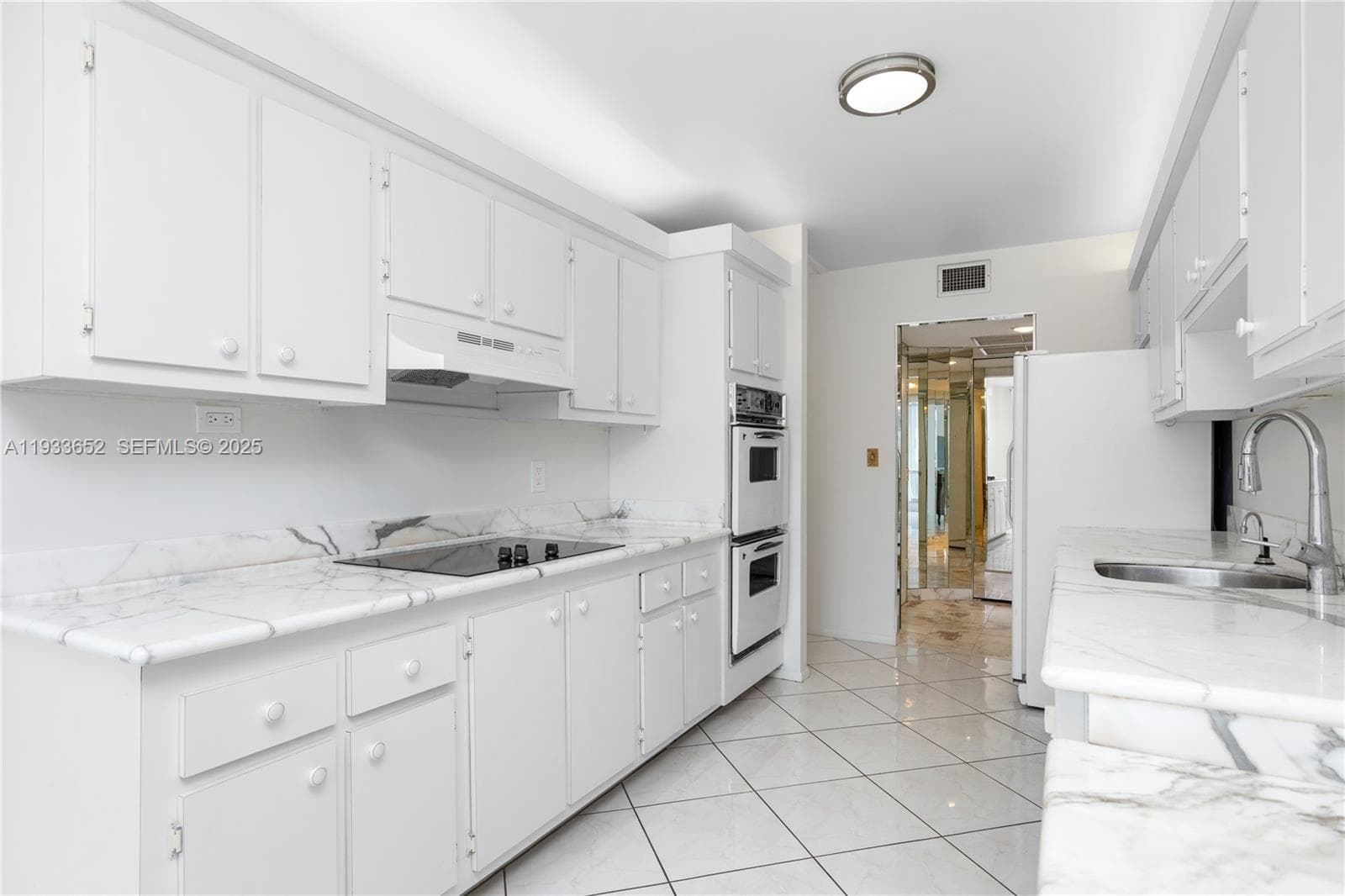 2751 S Ocean Dr 208S photo 13