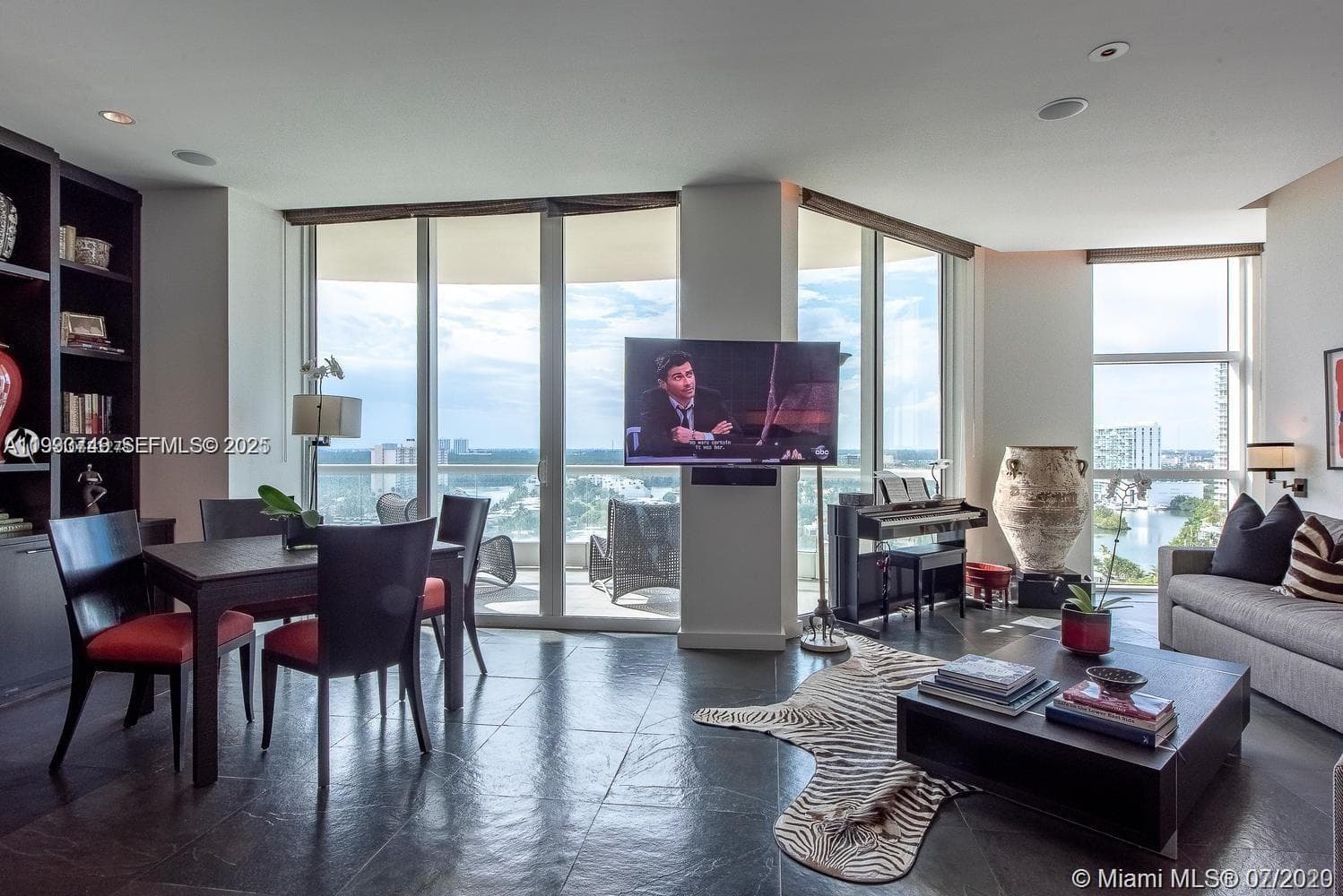 16051 Collins Ave 1503 photo 7