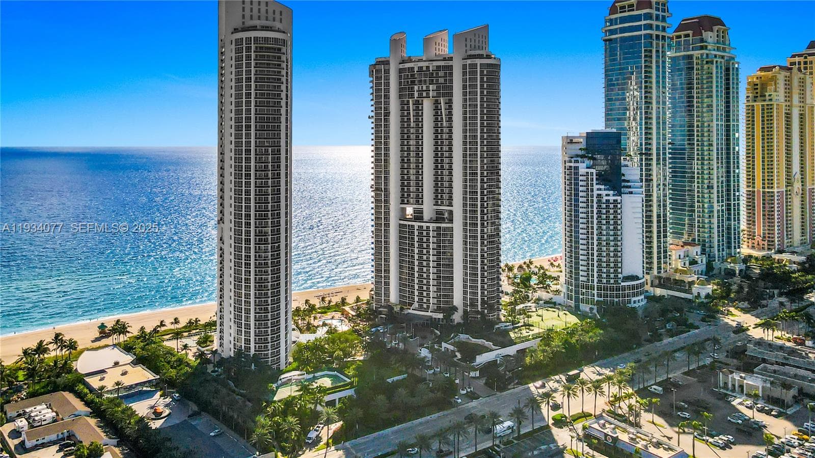 18201 Collins Ave 3