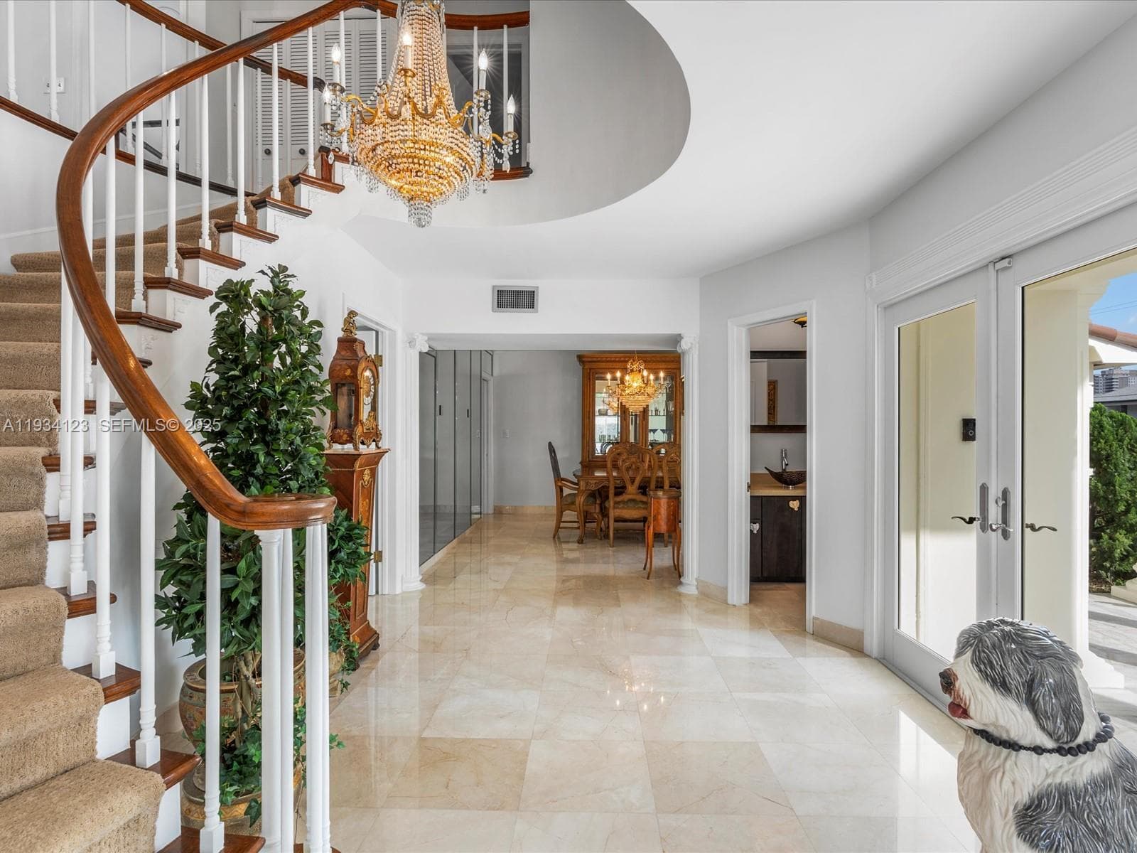 624 Palm Dr photo 9
