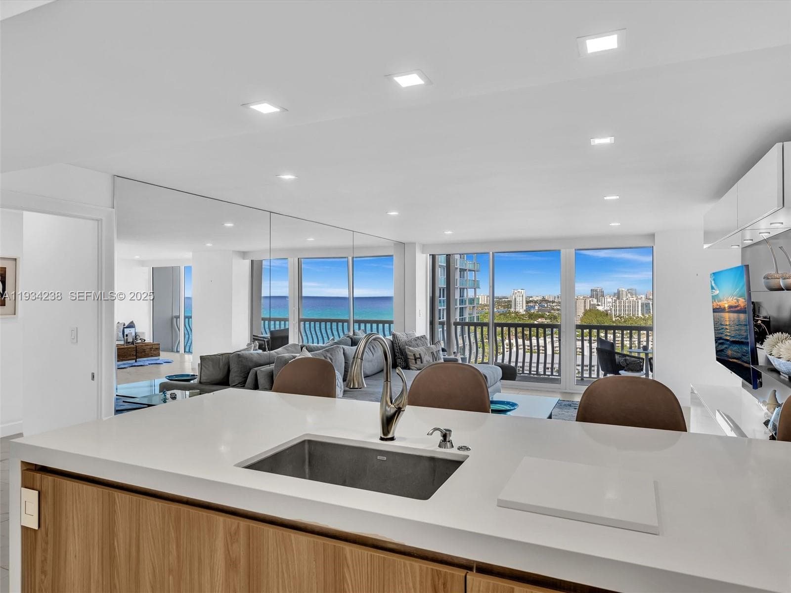 2200 Ocean Ln 2103 photo 9