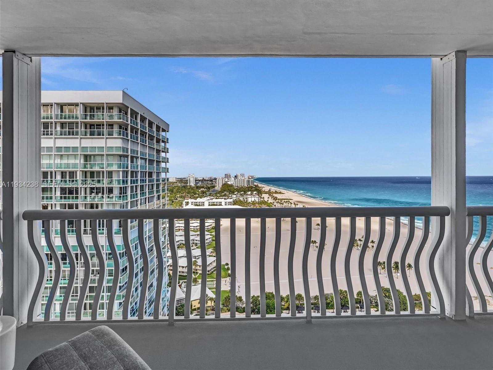 2200 Ocean Ln 2103 photo 18