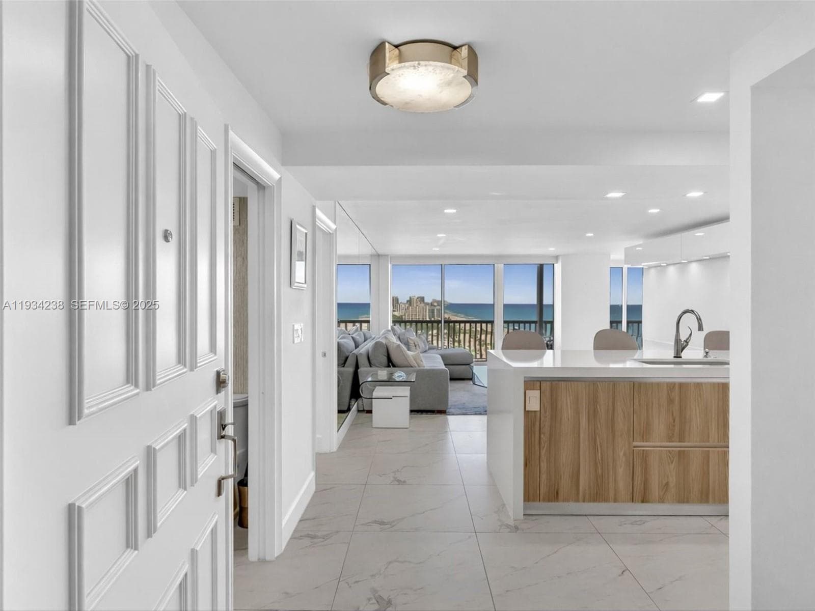 2200 Ocean Ln 4