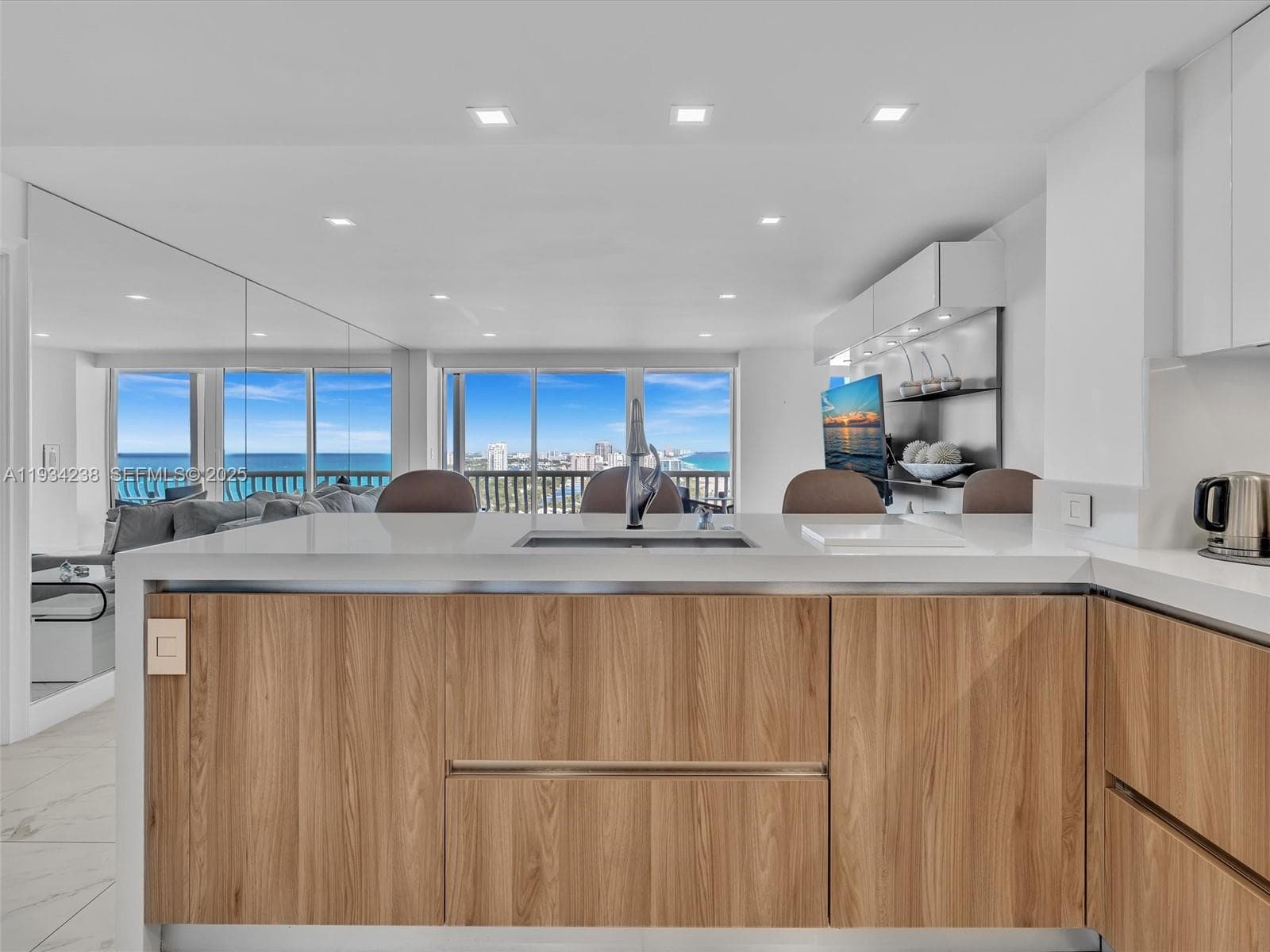 2200 Ocean Ln 2103 photo 8