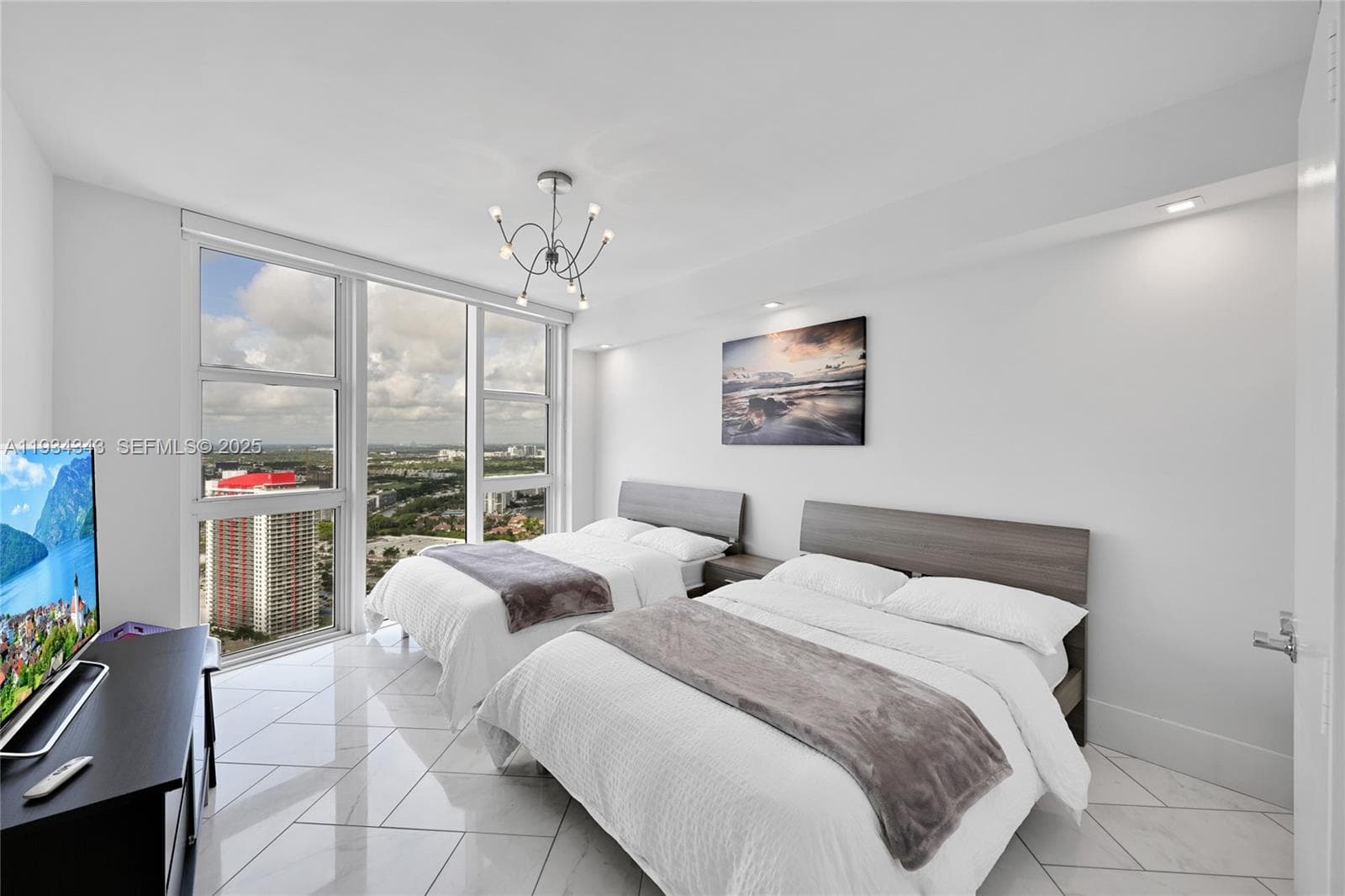 1850 S Ocean Dr PH4405 photo 25