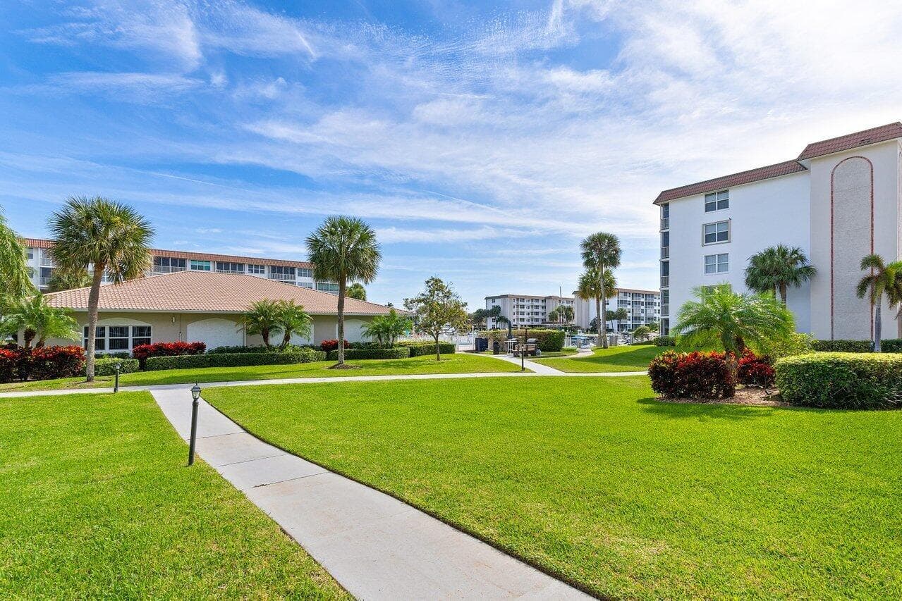 2525 Florida Boulevard 130 photo 17