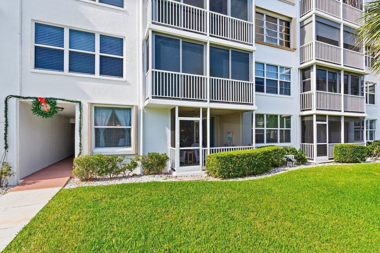 2525 Florida Boulevard 130 photo 18