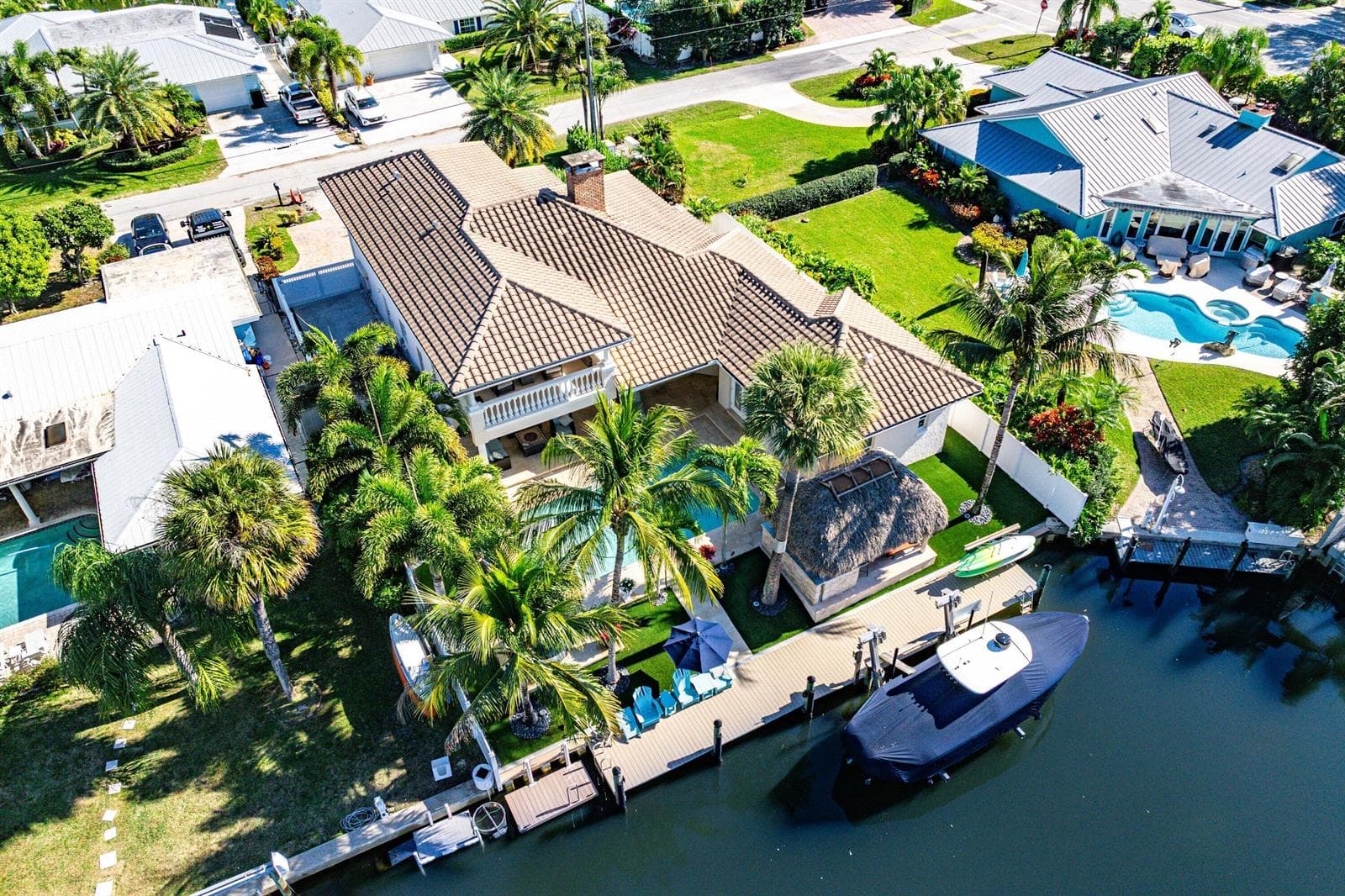 906 Dolphin Drive 1