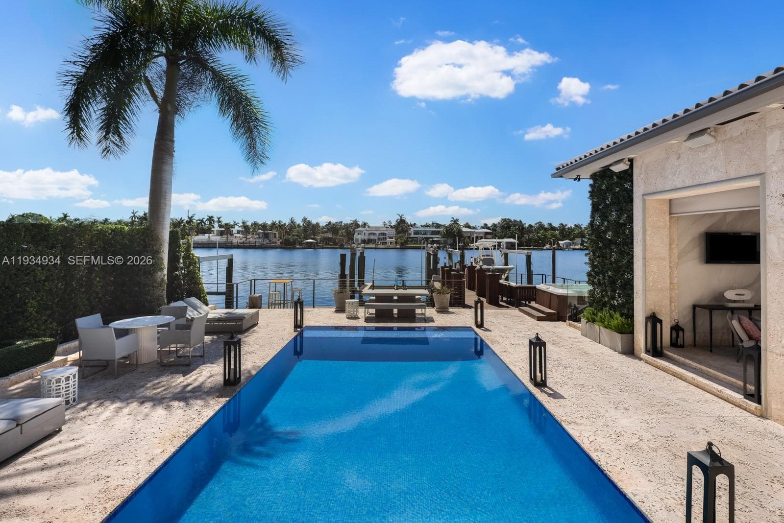 176 Hibiscus Drive 5