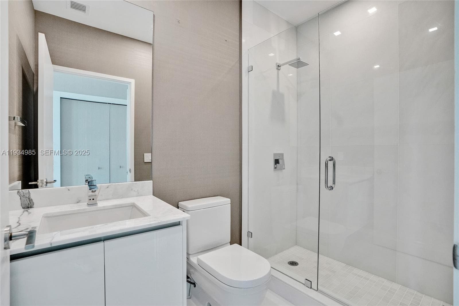 300 Sunny Isles Blvd 4-TS-04 photo 23