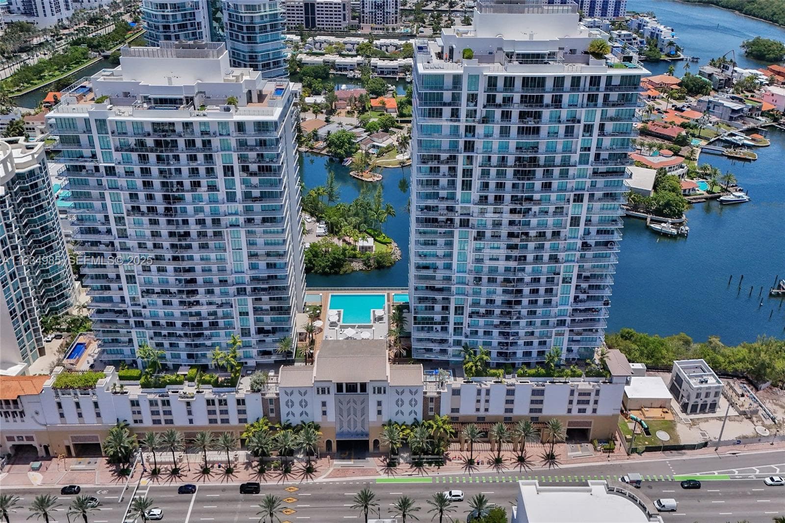300 Sunny Isles Blvd 2