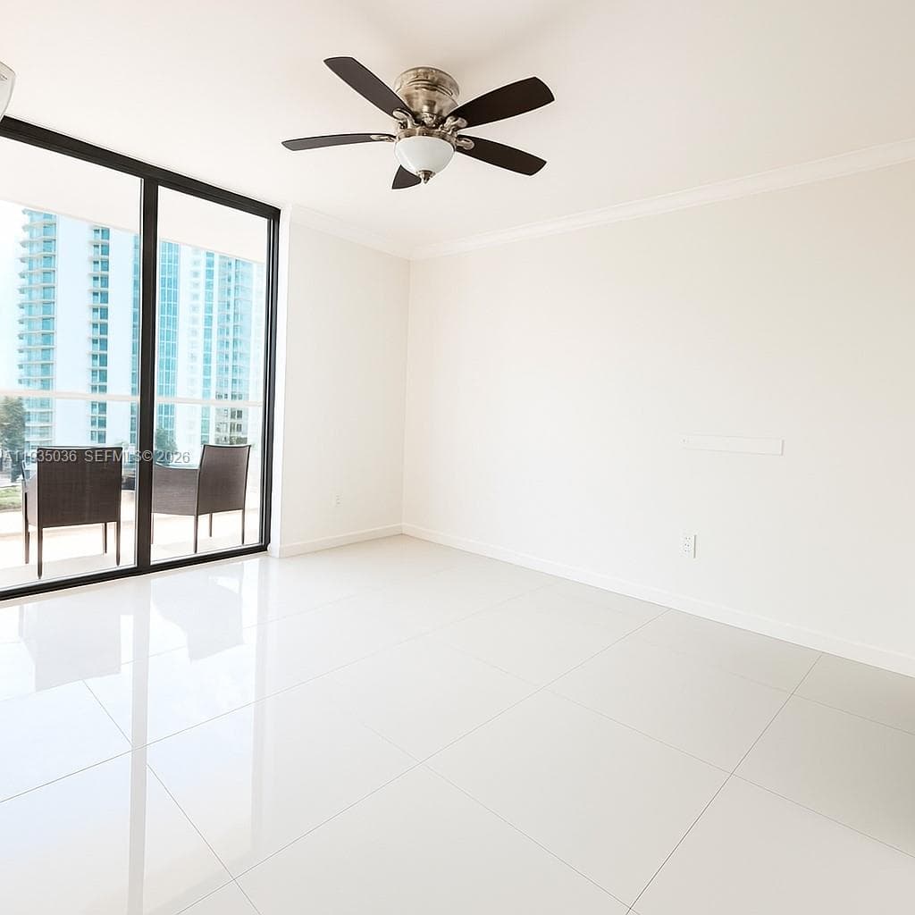 3731 N Country Club Dr 622 photo 9
