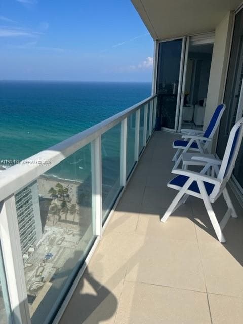 16699 Collins Ave 2507 photo 21