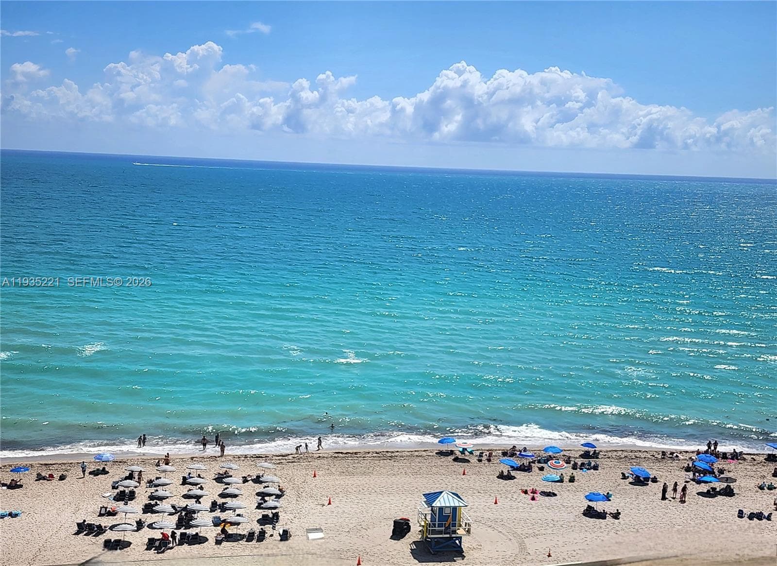 3725 S Ocean Dr 425 photo 1