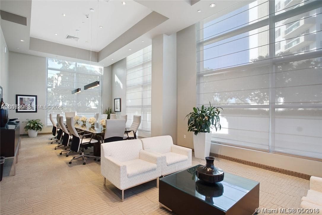3101 Ocean Dr 606 photo 17