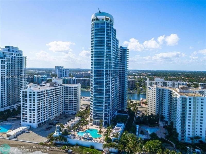 3101 Ocean Dr 1