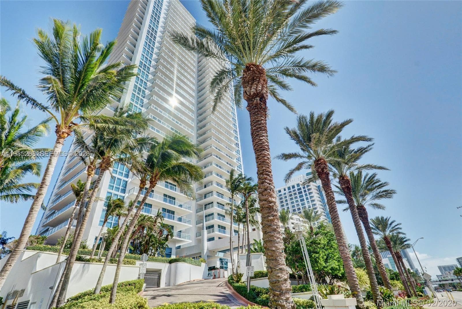 3101 Ocean Dr 4