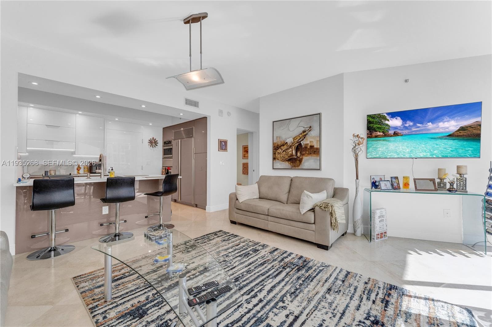 3101 Ocean Dr 606 photo 8