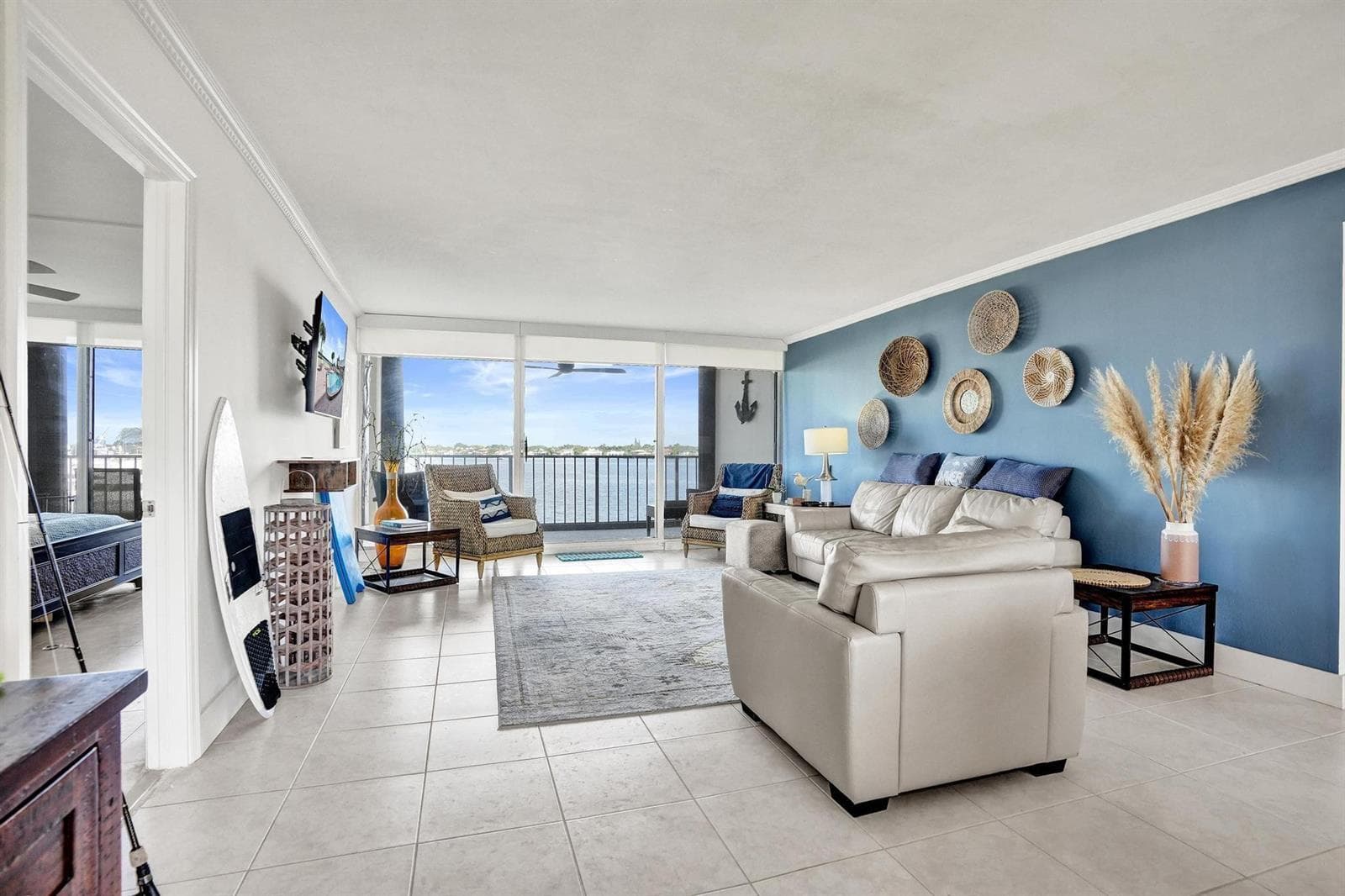 132 Lakeshore Drive 317 photo 25