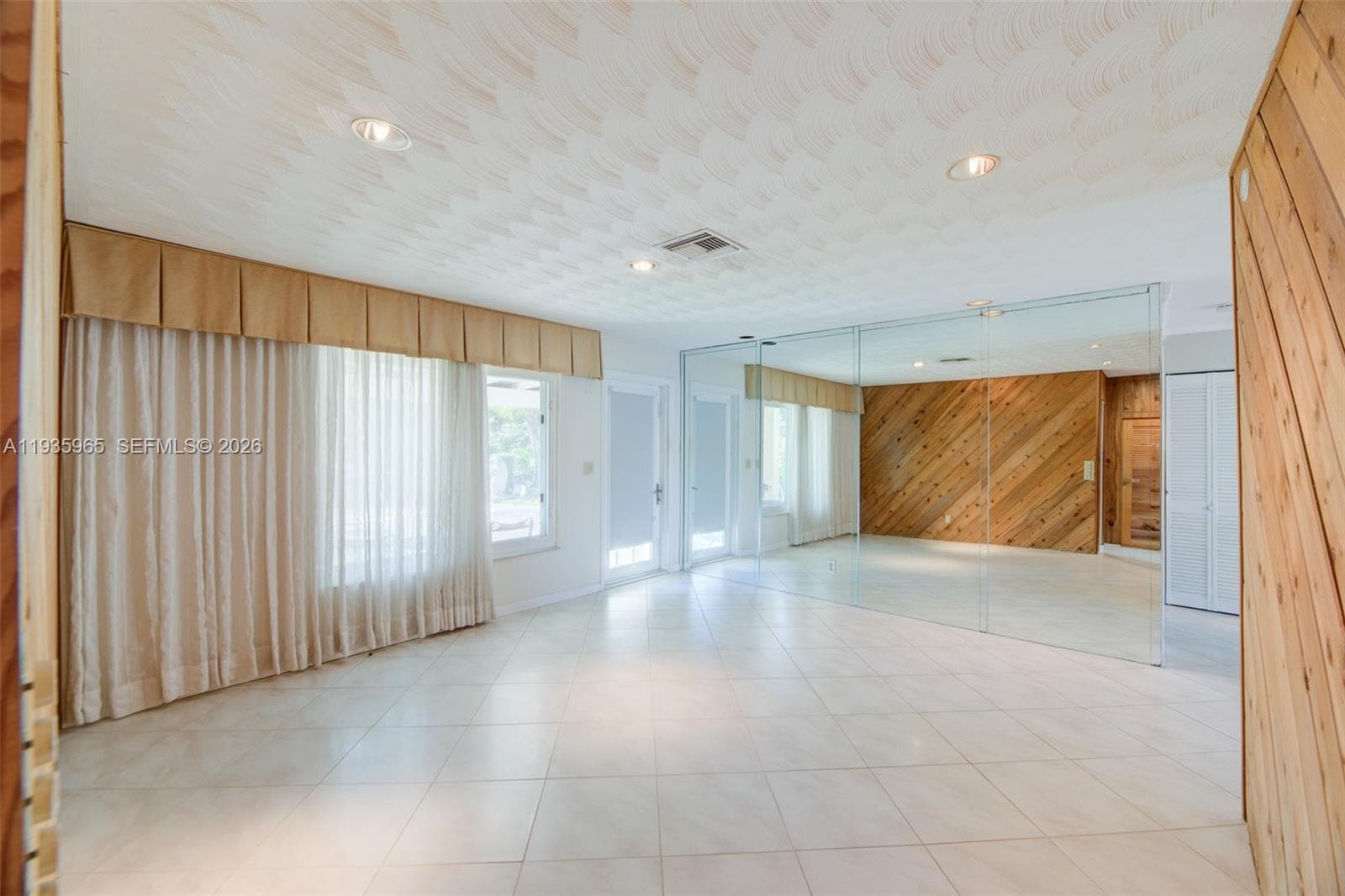 3081 46th Ct photo 10