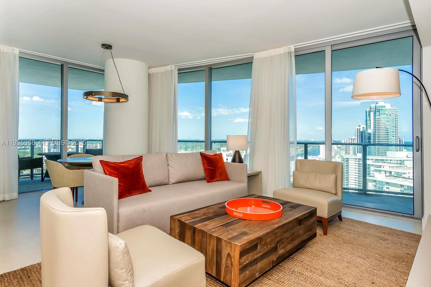 4111 Ocean Dr 5