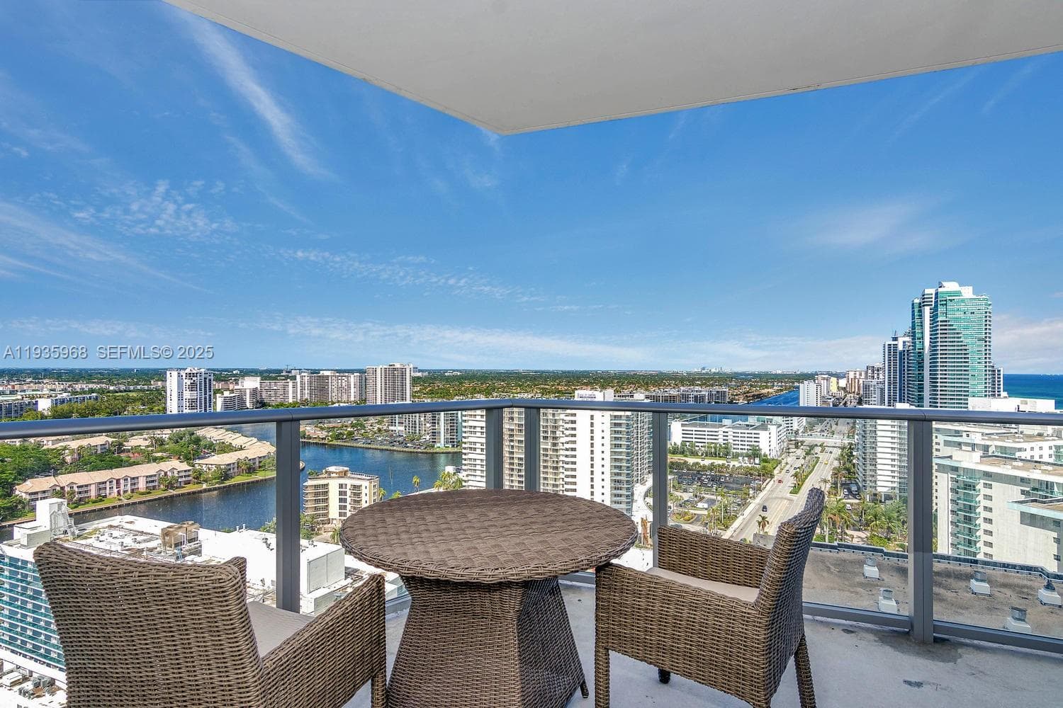 4111 Ocean Dr 1912 photo 24
