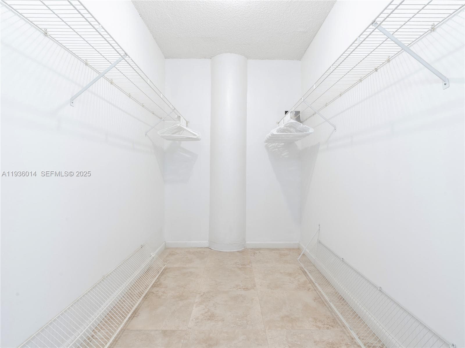 3725 Ocean Dr 1606 photo 13