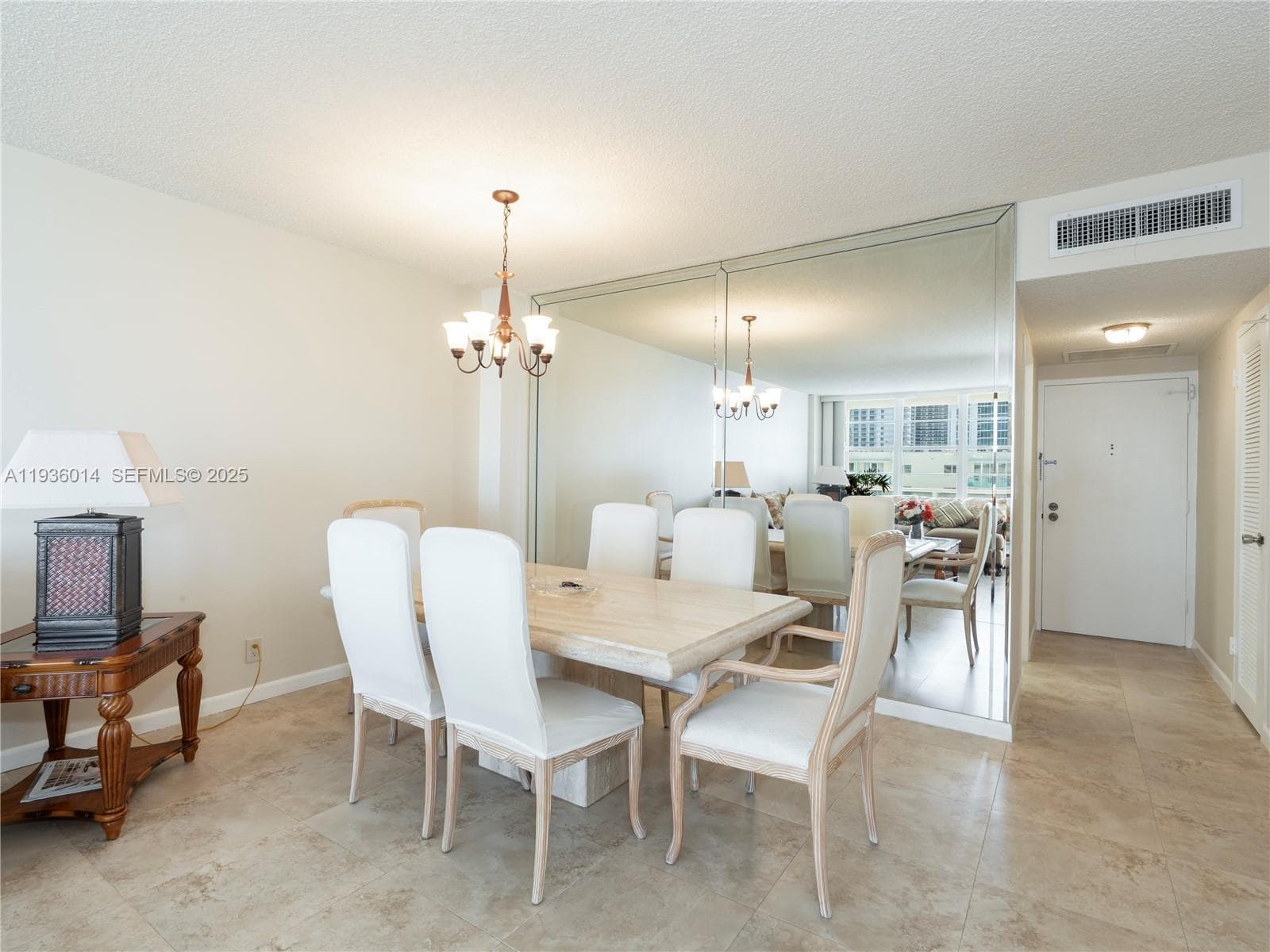 3725 Ocean Dr 4