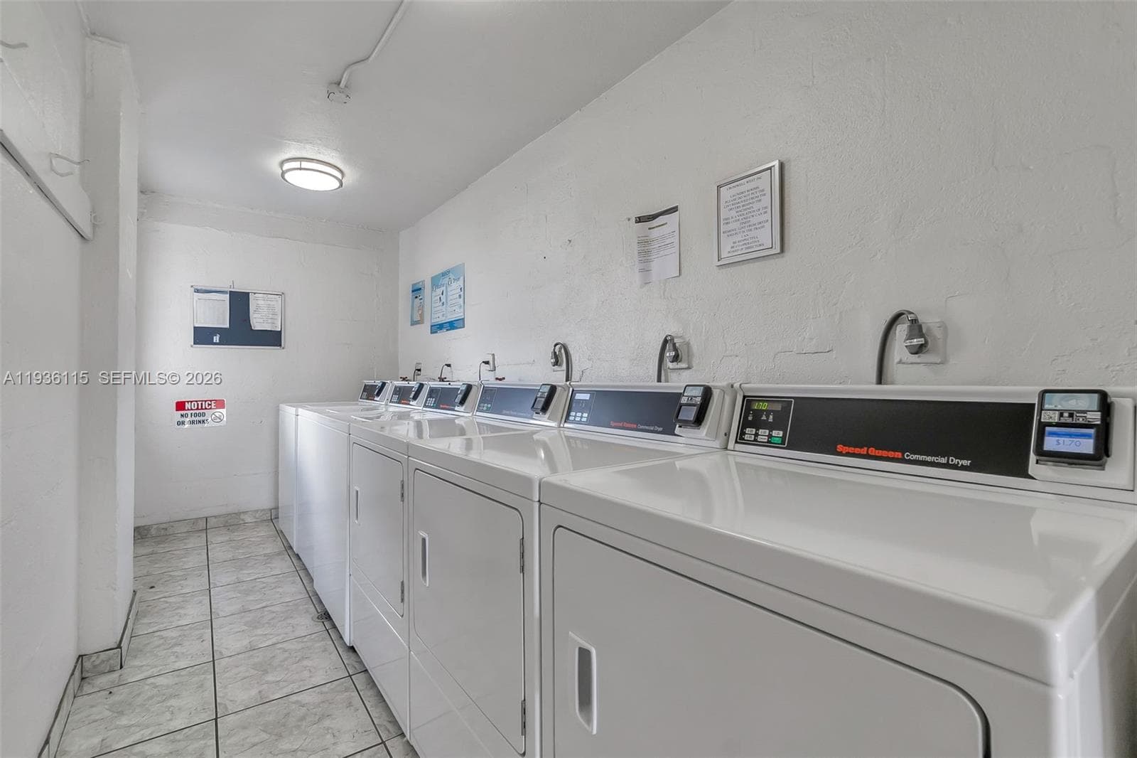 1731 SE 15th St 511 photo 24