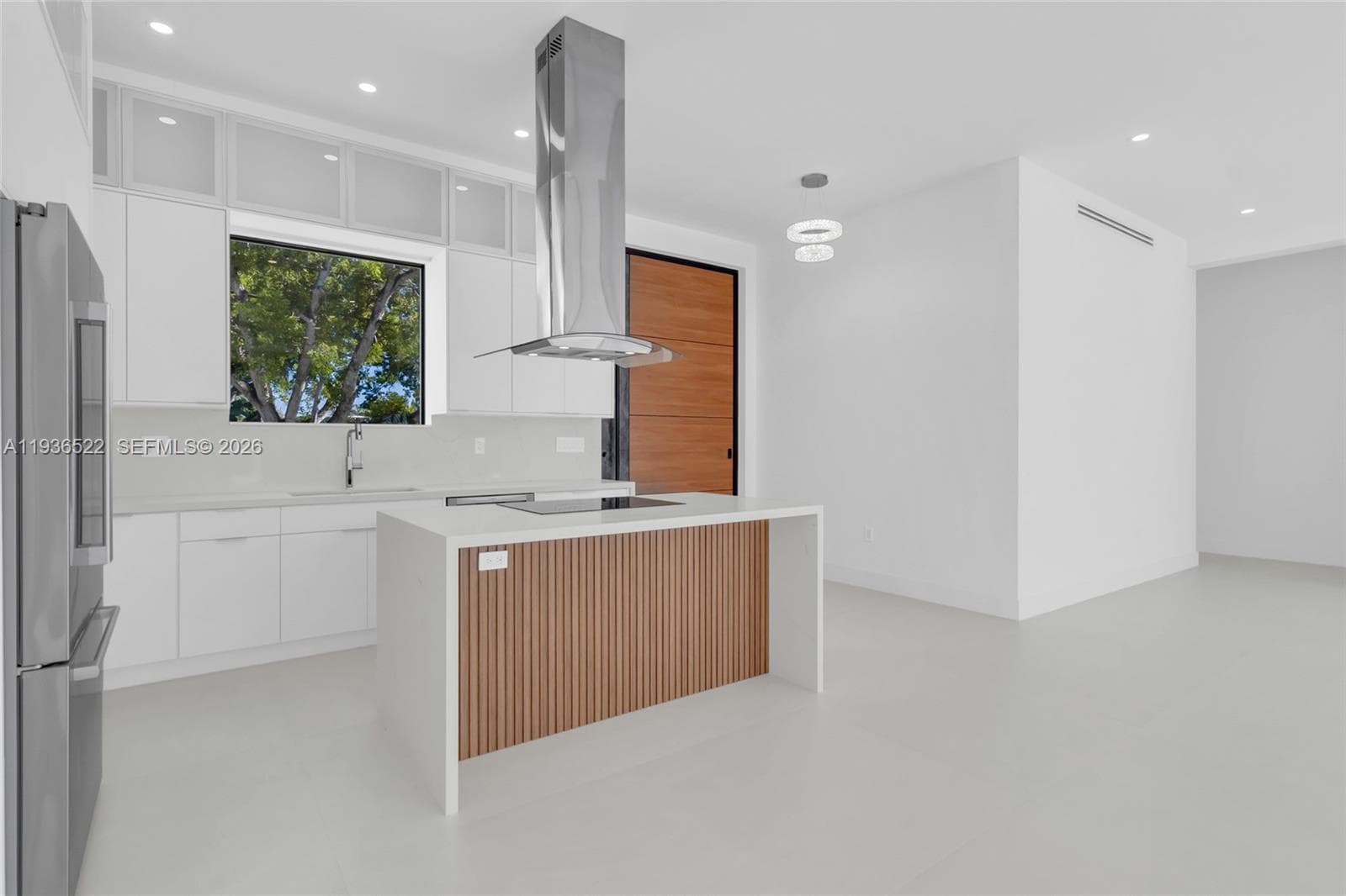 13200 Bayshore Dr photo 13